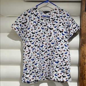 Bats scrub top